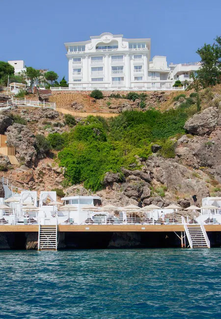 La Boutique Hotel & Suites