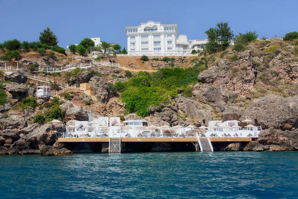 La Boutique Hotel & Suites