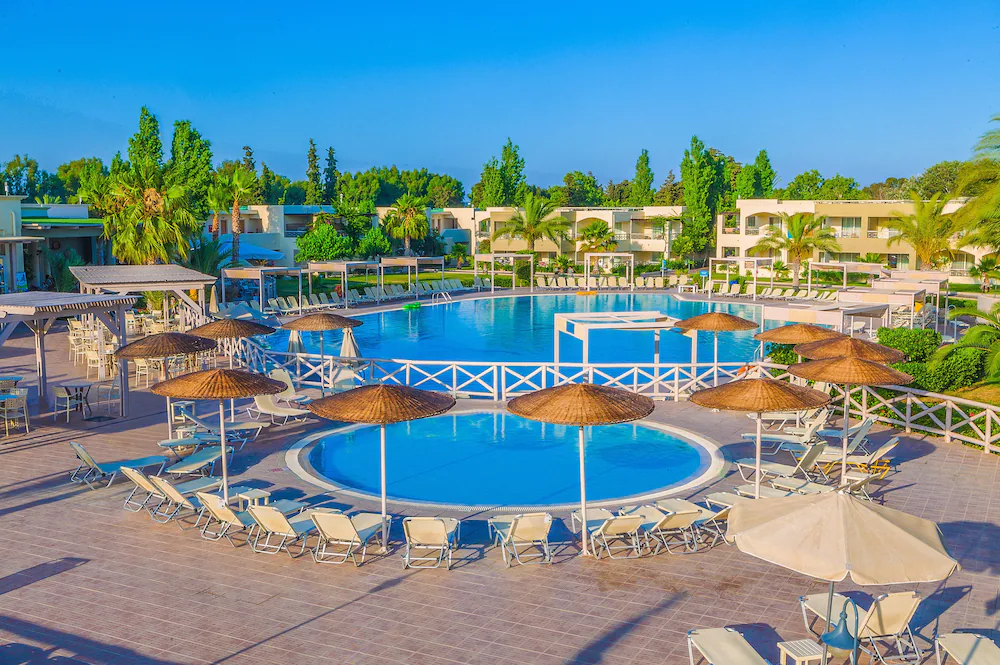 Kipriotis Maris Suites All Inclusive