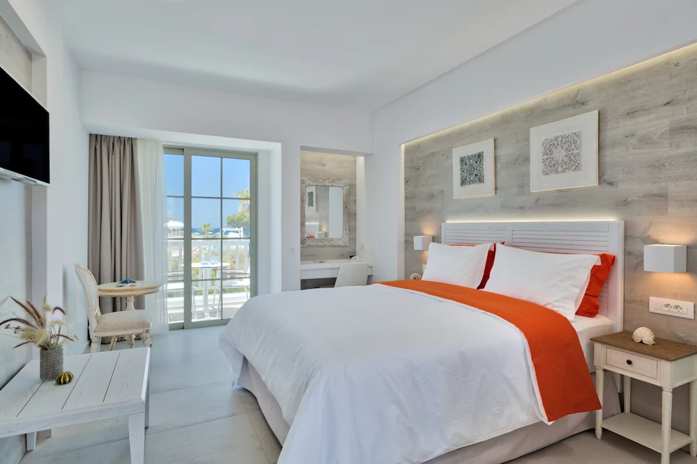 White Pearls Luxury Suites Adults Only