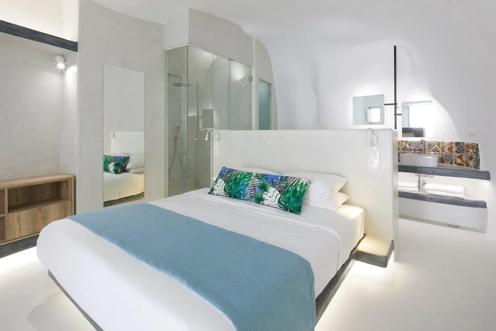 Edem Luxury Hotel Santorini Finikia