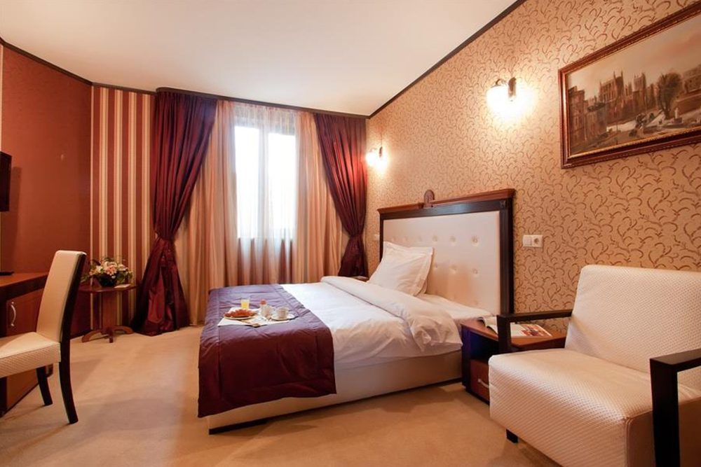 Best Western Plus Bristol Hotel