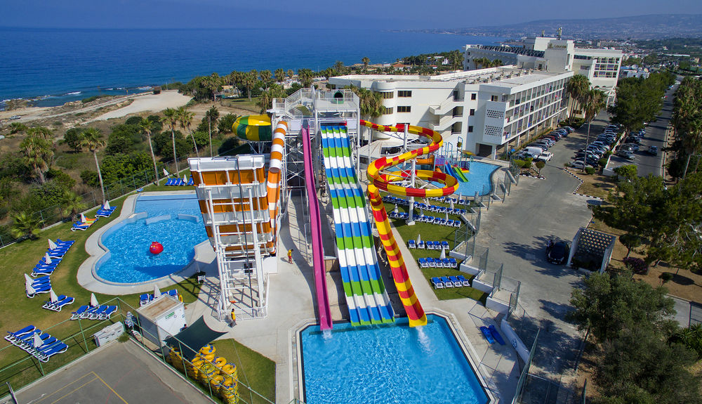 Leonardo Laura beach & Splash Resort